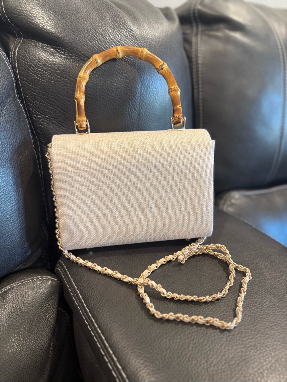 Tommy Bahama Beige Embroidered Floral Top-Handle Satchel with Bamboo Handle NWT - Picture 5 of 13